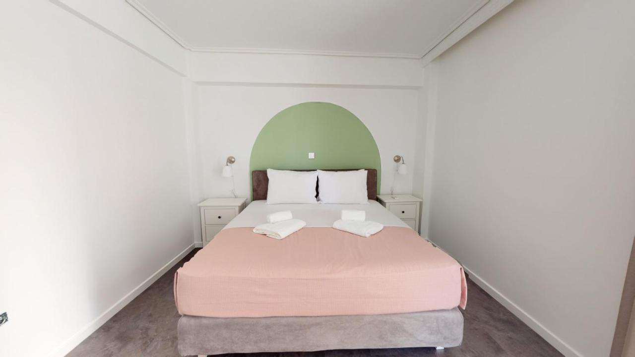 Onezerotwo By Zoia Living Lejlighedshotel Athen Eksteriør billede