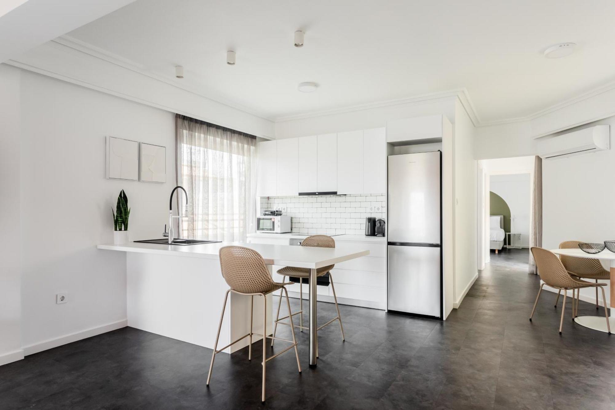 Onezerotwo By Zoia Living Lejlighedshotel Athen Eksteriør billede